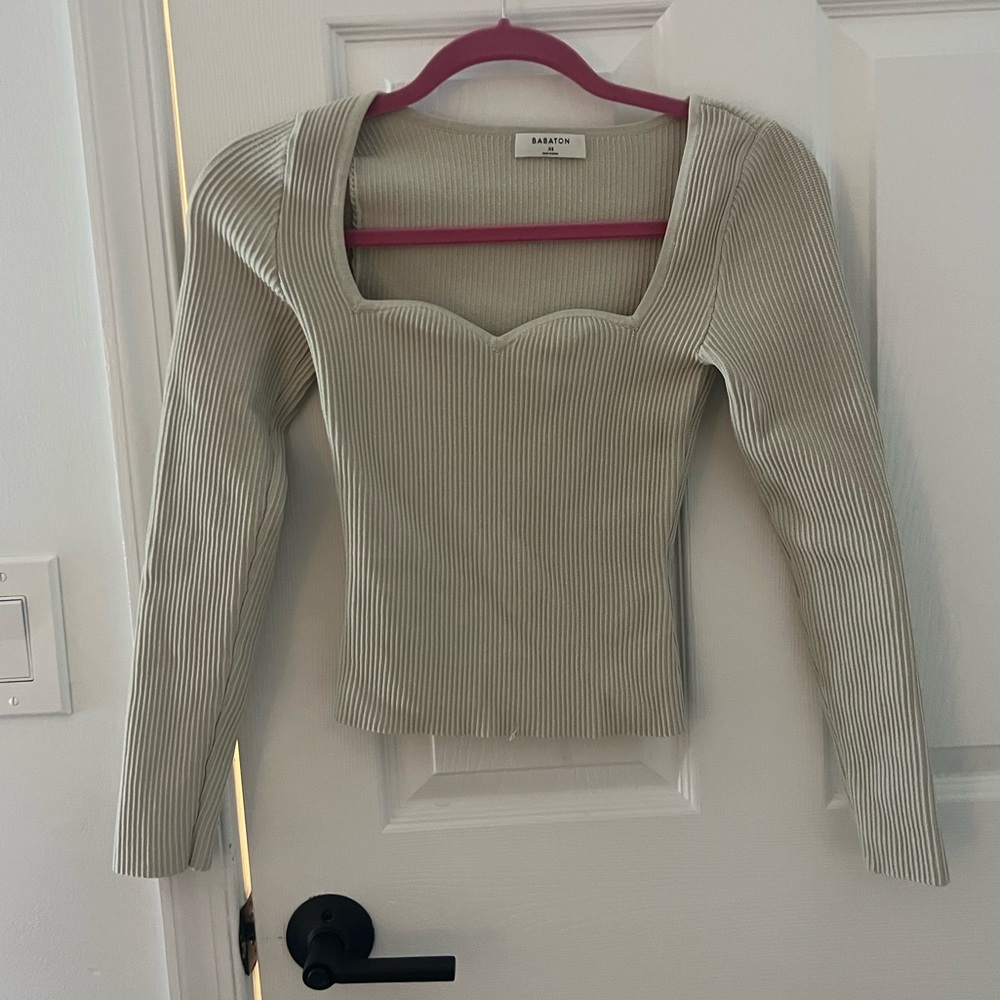 Aritizia Sculpt Babton Top